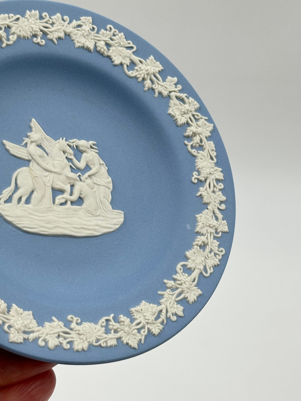 Декоративная тарелочка Wedgwood