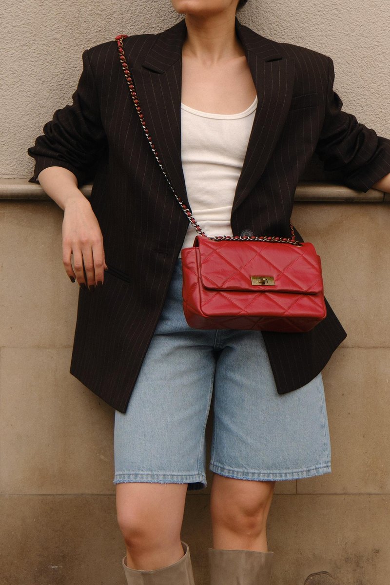 KELLY S красная