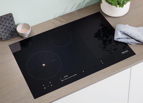 Индукционная варочная панель Miele KM 6839