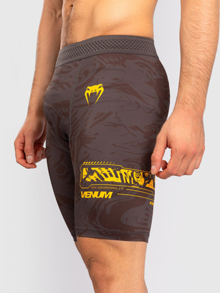 Компрессионные шорты UFC Fusion by Venum Fight Week Dark Brown