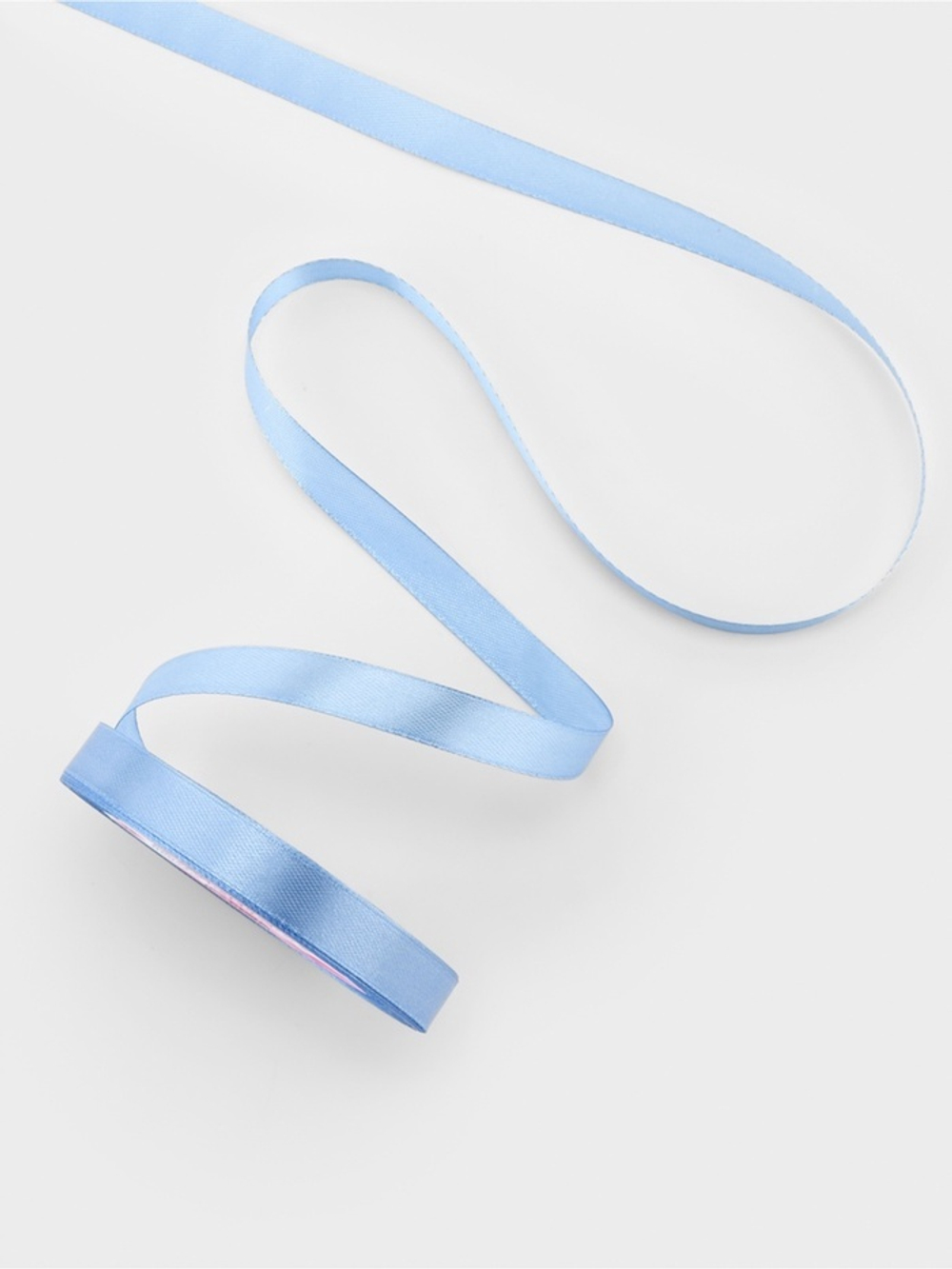 Лента атласная небесно-голубая 23м