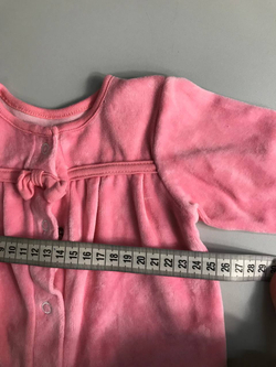 Кофта для маленькой принцессы полностью на кнопочках, чтобы было удобно, на 0-2 месяца