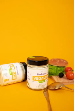 Майонезный соус VEGALIZE 3 шт по 240 г, легкий, постный, без сахара и глютена, низкокалорийный, для пиццы, макарон и салата