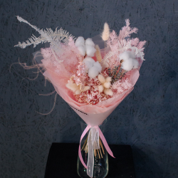 110. Нежный долговечный декоративный букет из сухоцветов