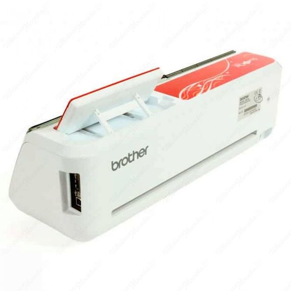 Раскройный плоттер Brother CM 700 ScanNCut