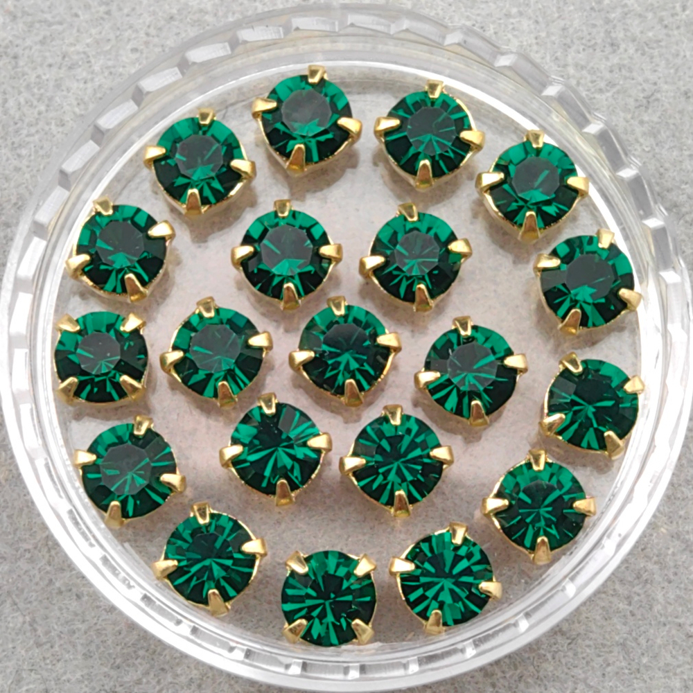 Шатоны Preciosa MAXIMA в оправах, Emerald/Gold