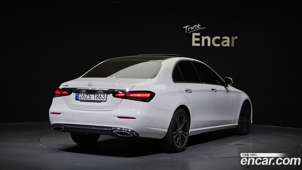 Mercedes-Benz E-Class W213 E250 Avangarde (12.2020)