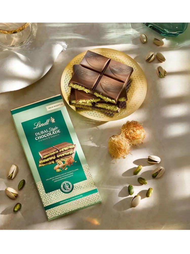 Дубайский шоколад Lindt с фисташкой и кадаиф 145 г x 2 шт