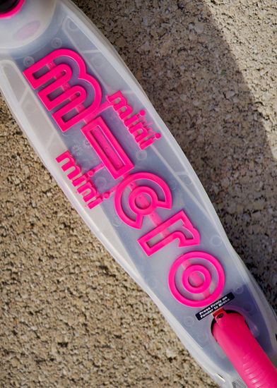 Самокат Mini Micro Deluxe Flux LED розовый неохром