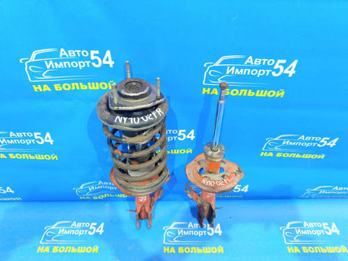 Стойка передняя правая NISSAN WINGROAD 1996