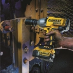 DeWalt DCF899N аккумуляторный гайковерт (без АКБ и ЗУ)