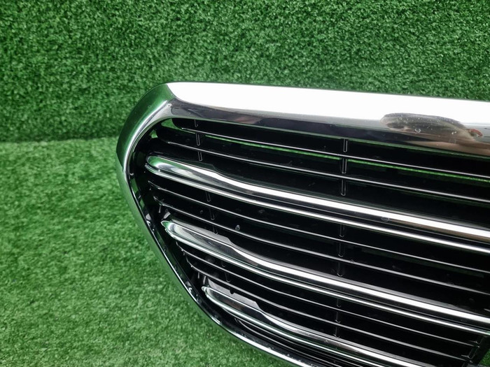 Решетка радиатора Mercedes S W223 (2020-н.в.)