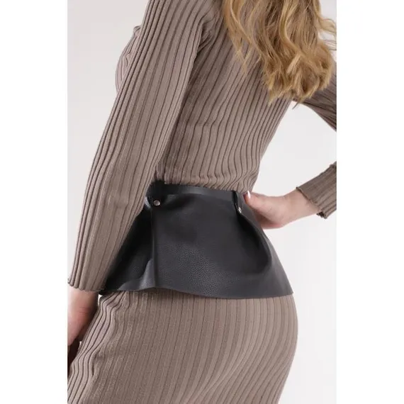 Баска, цвет чёрный