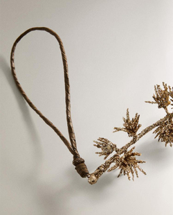 ZARA HOME НОВОГОДНЯЯ БЛЕСТЯЩАЯ ГИРЛЯНДА С ДЕТАЛЯМИ «ЛИСТЬЯ», ЗОЛОТИСТЫЙ