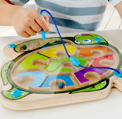 Детский магнитный лабиринт с шариком "Черепашка", учим цвета радуги
