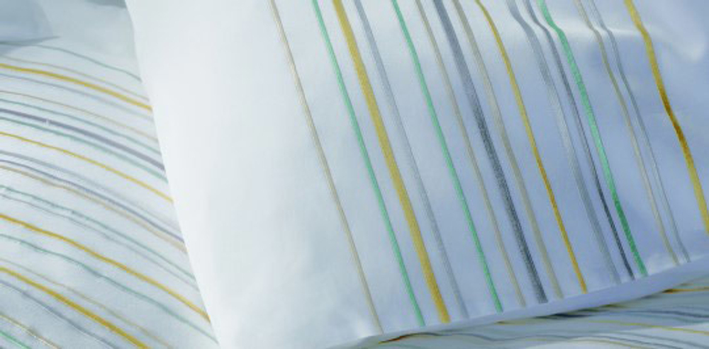 Пододеяльник 155х200 Christian Fischbacher Luxury Nights Line 705 цветной Швейцария детали