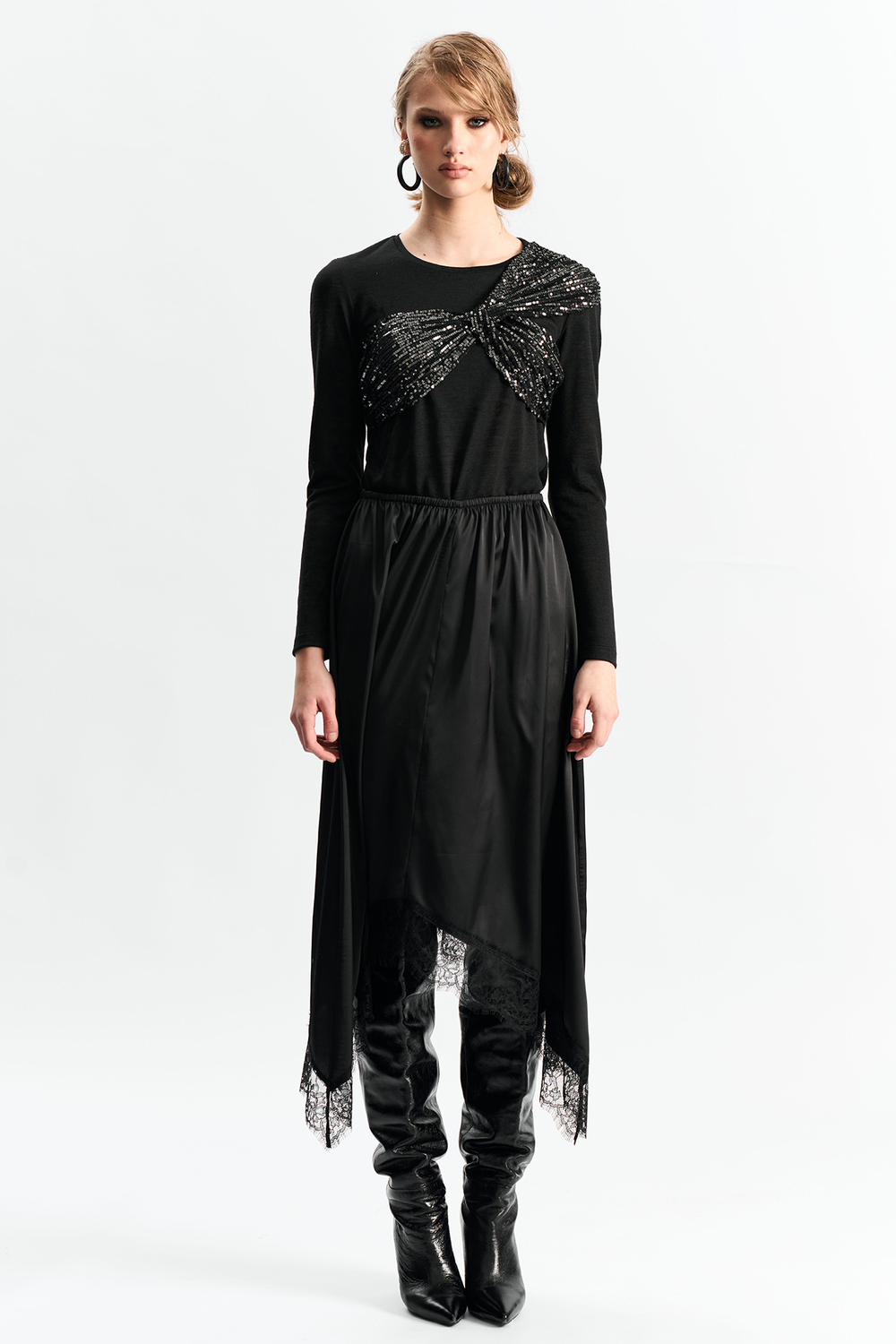 Юбка фигурная с кружевом 1268 черный