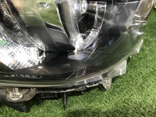 Фара правая Mazda CX-5 1 (2015-2017) LED