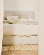 Кровать Martina со съемным чехлом из шенилла цвета экрю 180 x 200