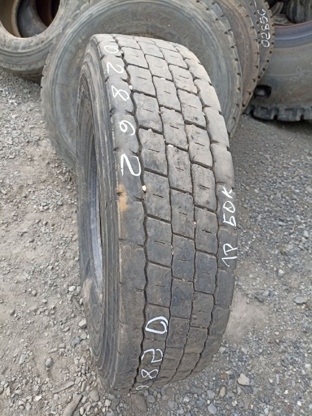 11R22.5 Belshina Бел-298 шина б/у