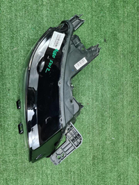 Фара правая Geely Coolray (2019-2023) LED