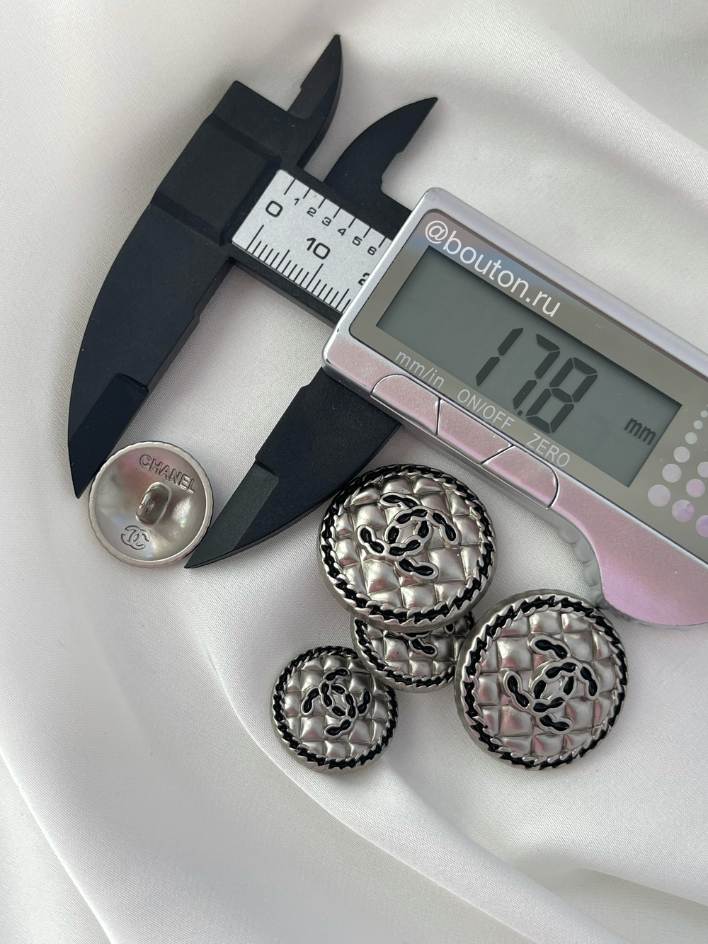 Пуговицы Шан. Серебро Прошитые