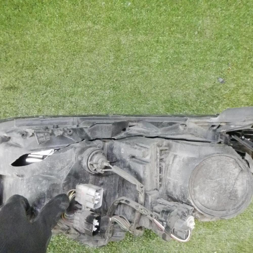 Битая Фара правая Mitsubishi Pajero Sport 3 (2015-2021) LED