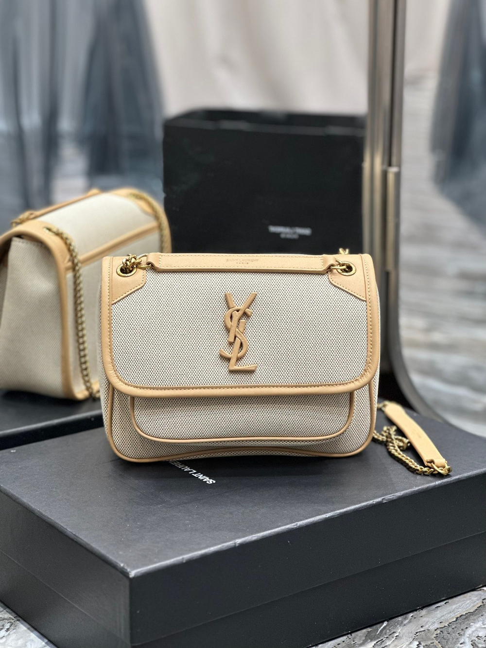 Saint Laurent Niki 21 cm
