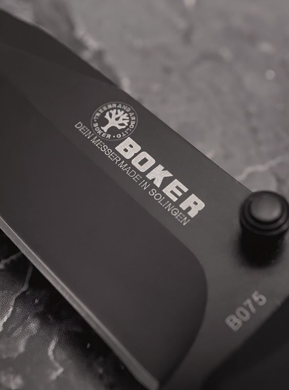Выкидной нож тактический BOKER Черный