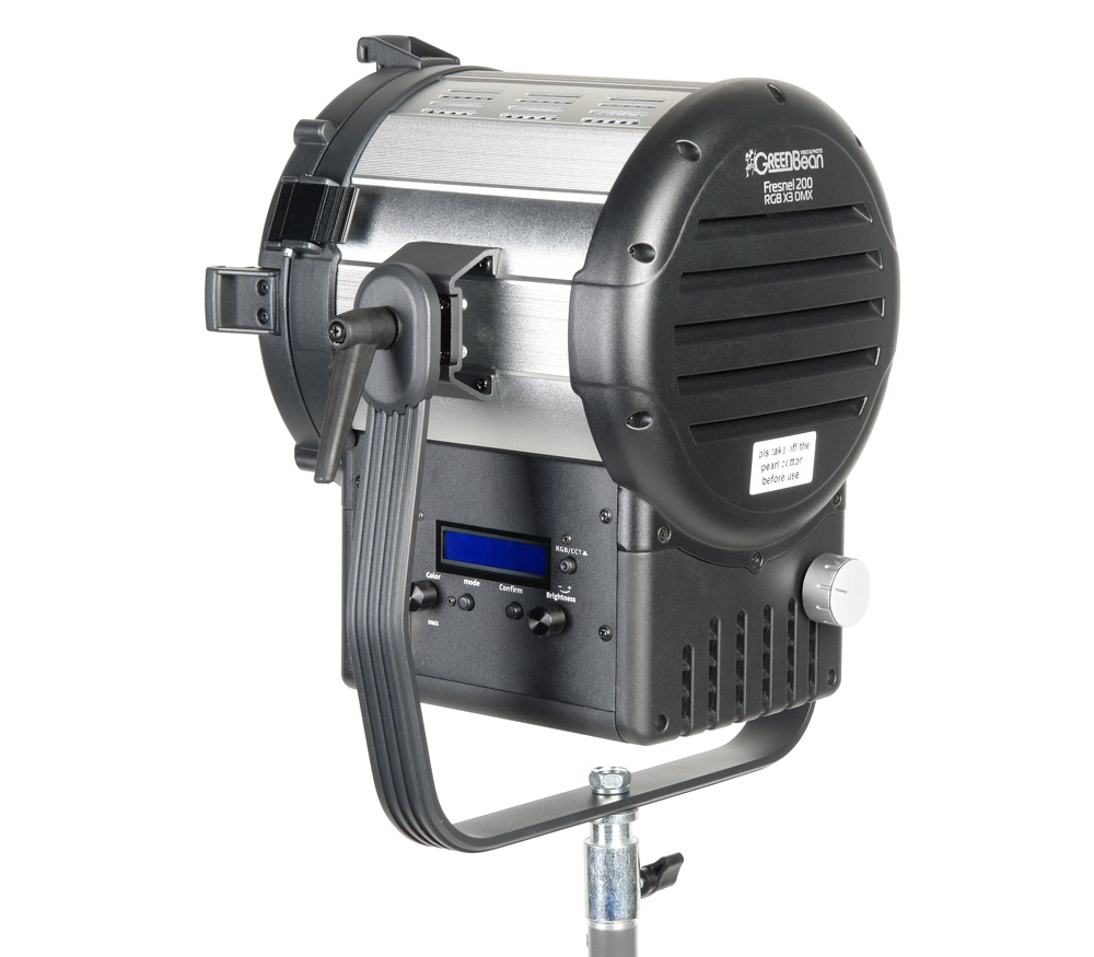 Осветитель GreenBean Fresnel 200 RGB X3 DMX, светодиодный, 200 Вт, 2800-6500К, RGB