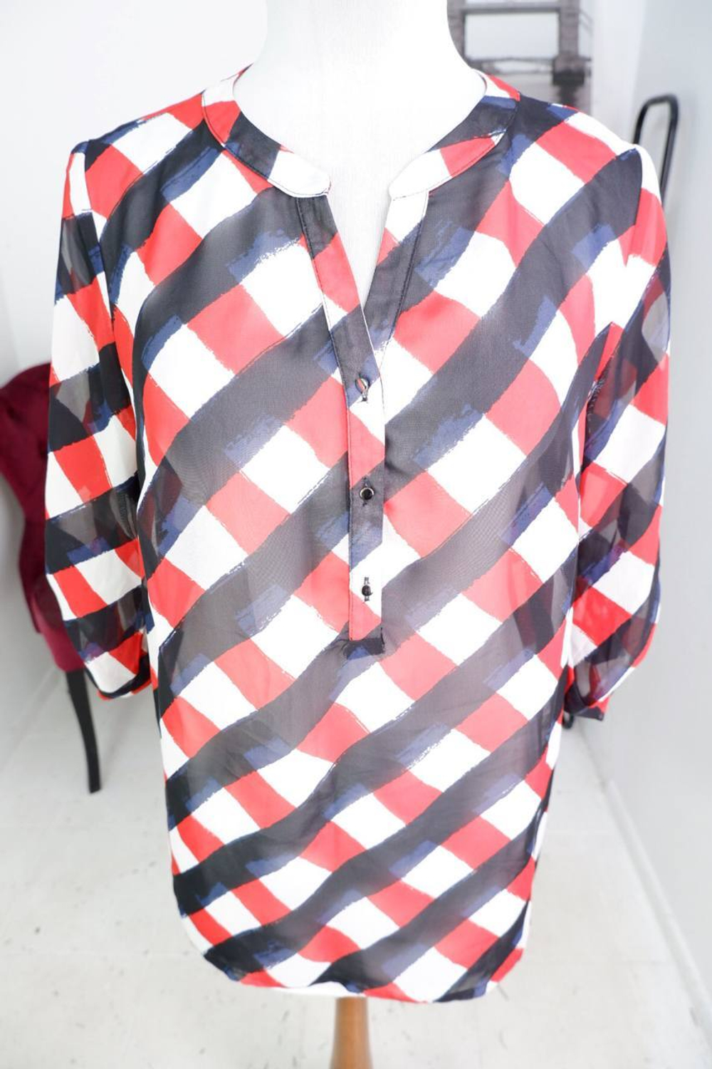 Блузка Top Secret стильная, визуально на 48/50 размер