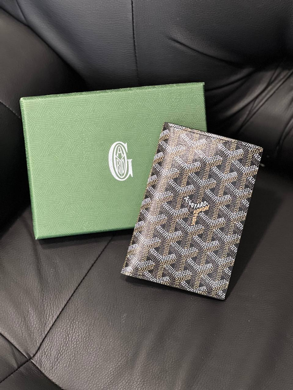 Обложка на паспорт  GOYARD