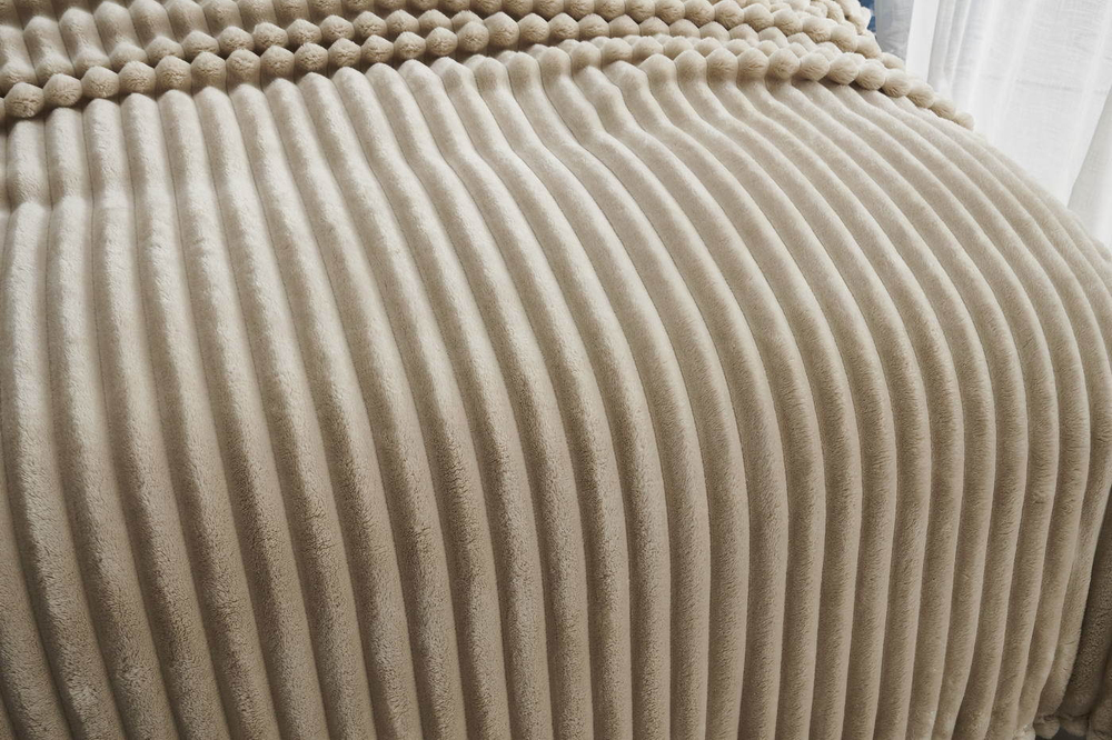 Плед 210x230 Sofi De MarkO Орнелла крем