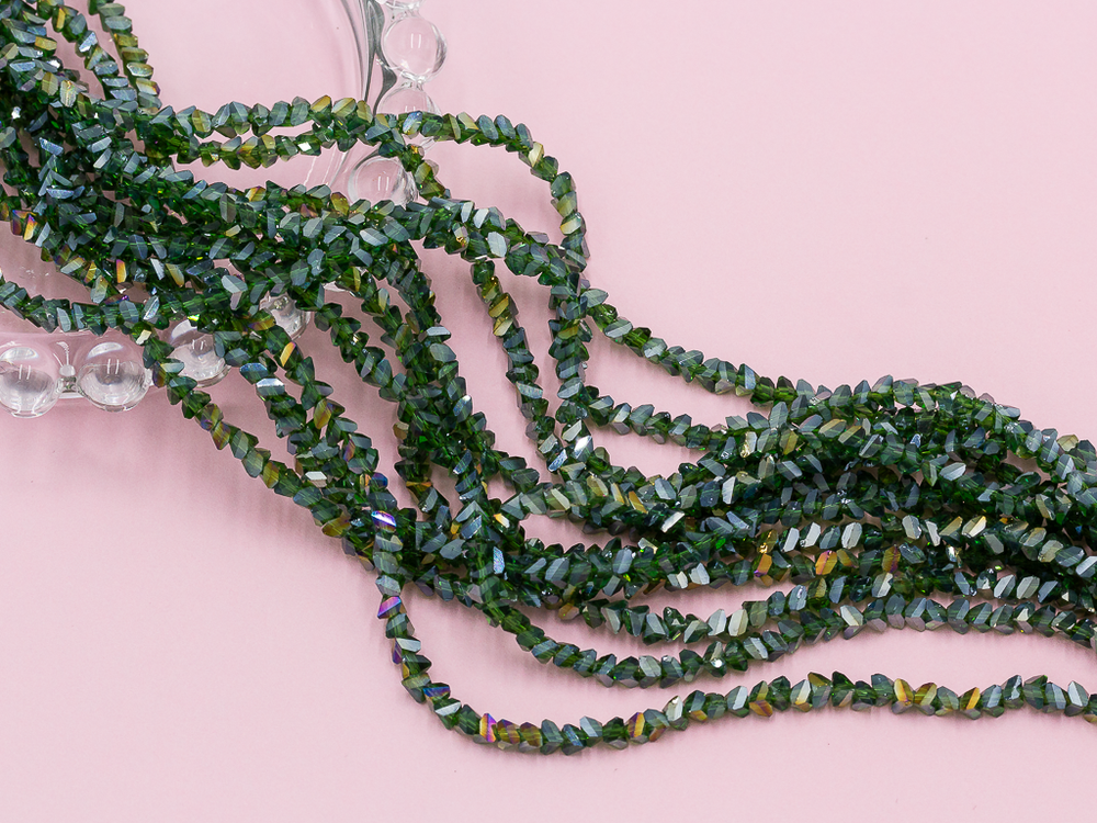 Нить бусин для украшений 4мм (ювелирное стекло)