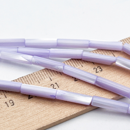 Перламутр Трубочка тонированный бусины, цвет сиреневый, размер около 14*4 мм, цена за 13 шт (1/2 нити)
