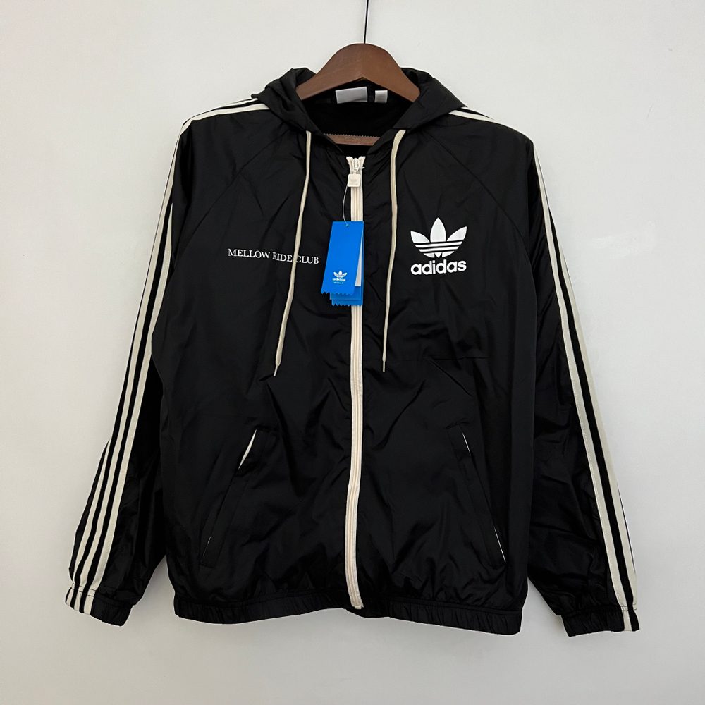 Купить ветровку Adidas в Москве