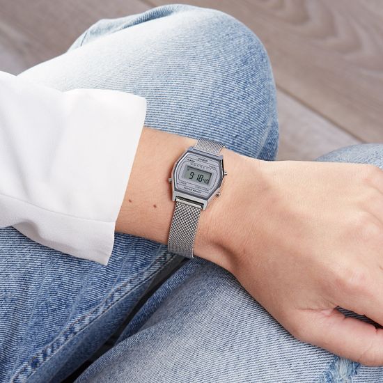 Наручные часы Casio LA690WEM-7EF