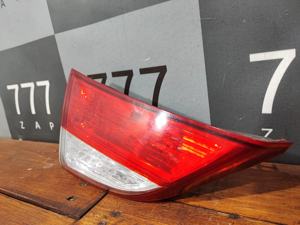 Фонарь задний левый Hyundai Elantra 5 (MD) 10-14 Б/У Оригинал 924033X000