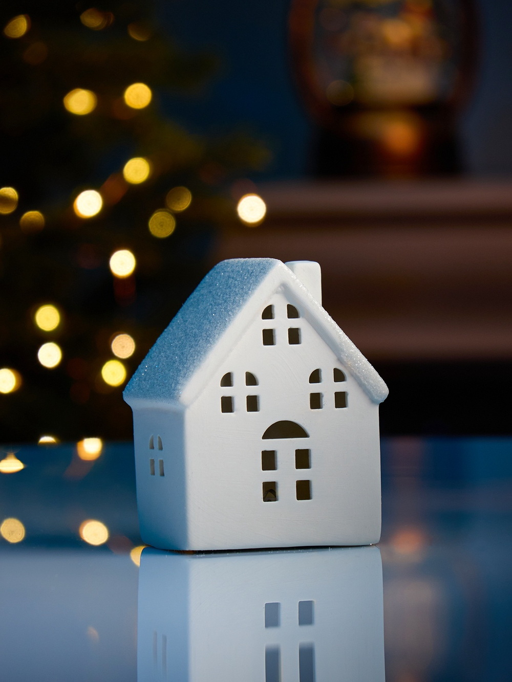 Светодиодная фигура «Дом с окнами» 8.1×5.7×10.1 см, 1 LED, керамика, от батареек LR44×2, свечение тё