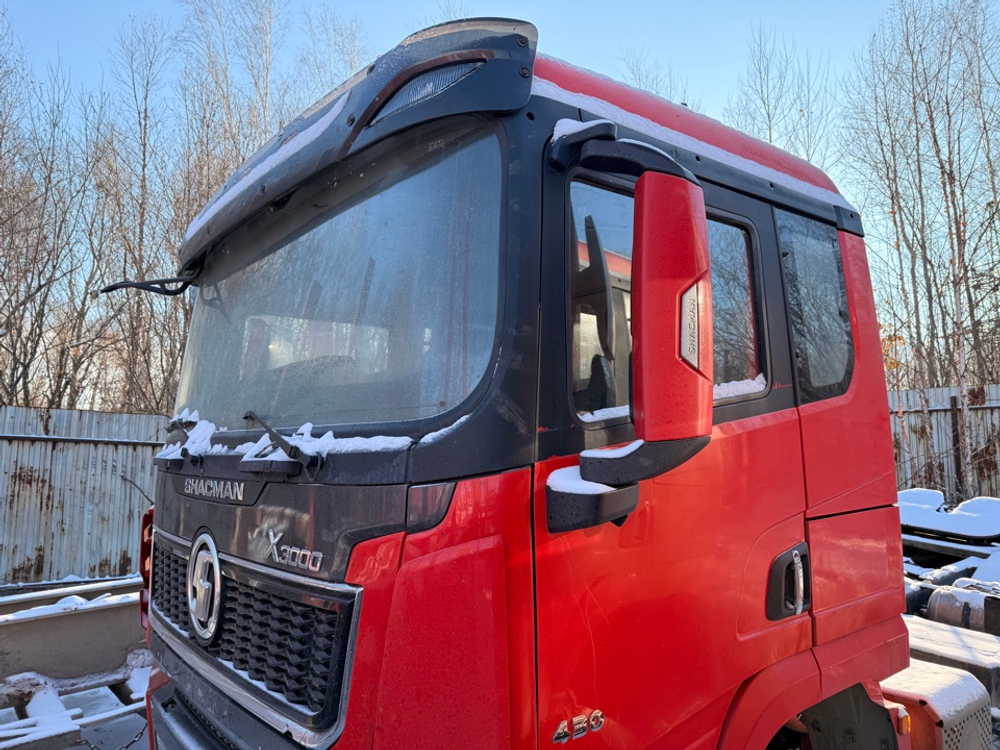 Shacman (Shaanxi) SX* 6x6 Седельный тягач SX42586V385 (Дизельный, 11,6 л, 423 л.с., МТ)