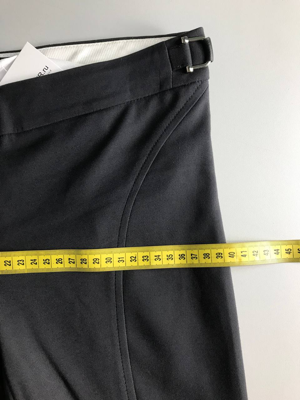 Брюки Massimo Dutti обтягивающего кроя, визуально на 40 размер