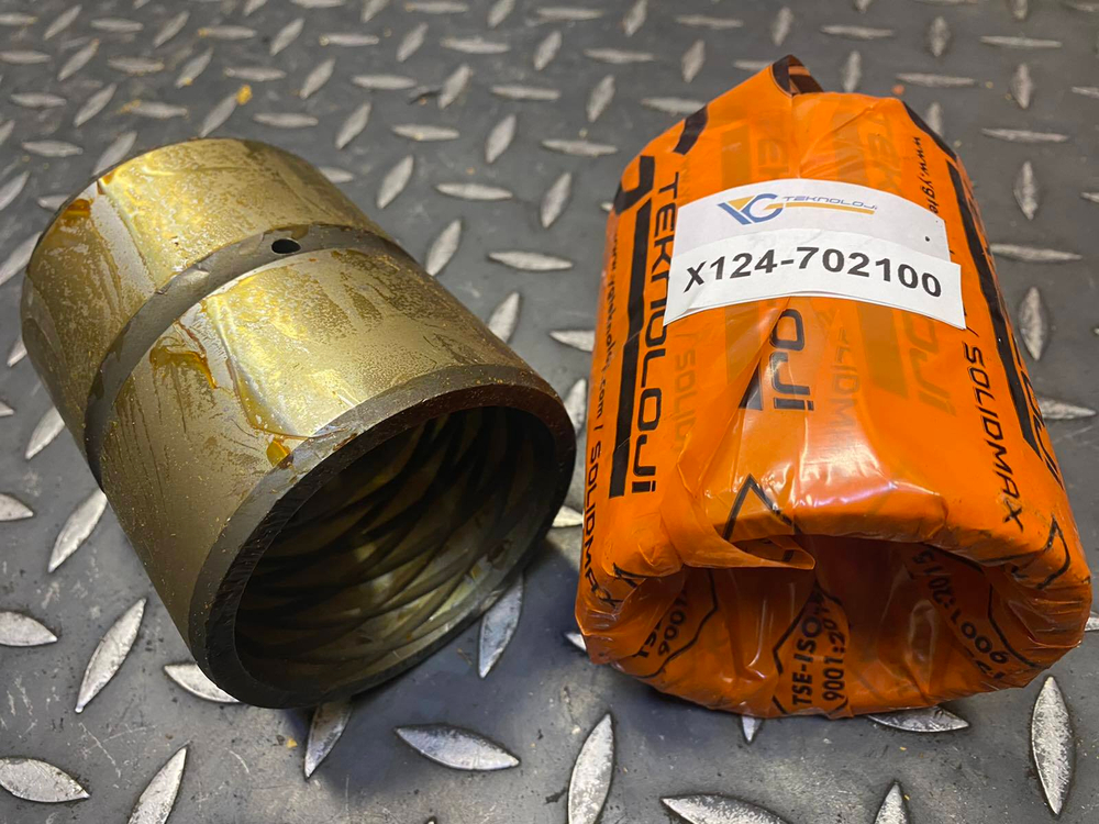 Втулка X124-702100