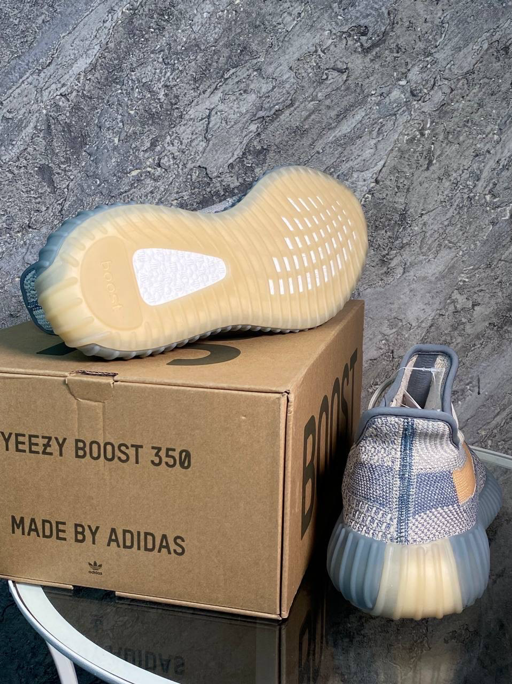 Кроссовки Adidas