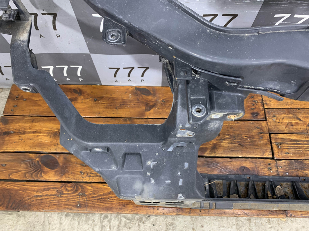 Панель передняя Hyundai Santa Fe 2 (CM) 09-12 Б/У Оригинал 641012B500