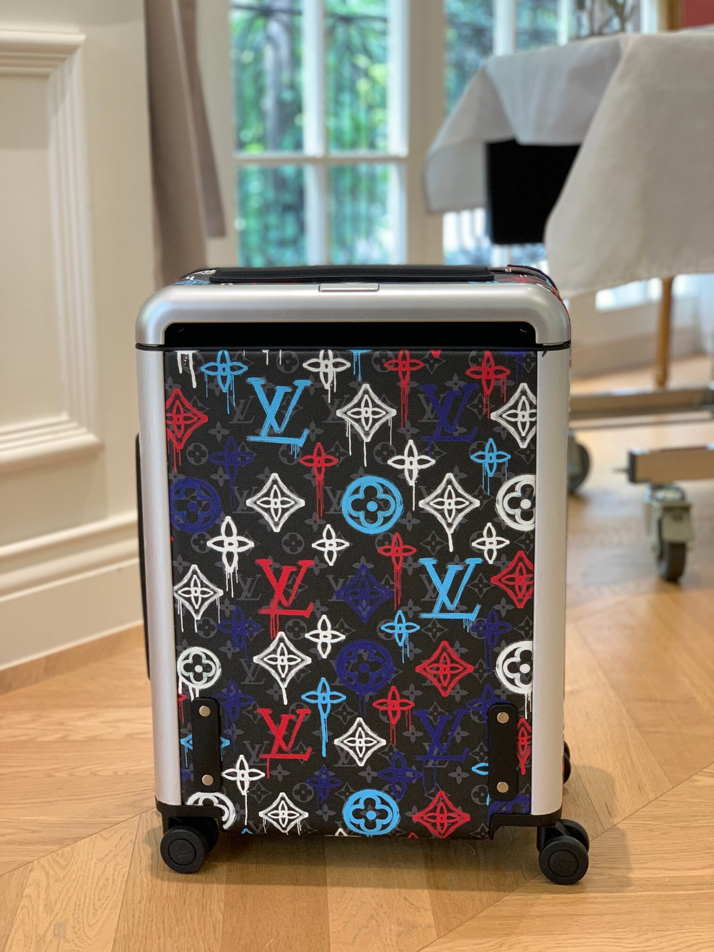 Louis Vuitton Horizon 55 Suitcase