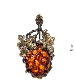 AM- 890 Брошь «Виноград» (латунь, янтарь)