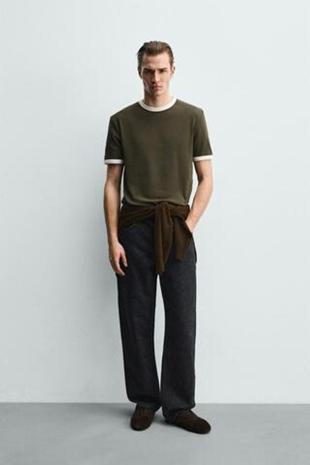 ZARA ФУТБОЛКА В РУБЧИК С КОНТРАСТНОЙ ОТДЕЛКОЙ БАЗОВАЯ, ЗЕЛЕНЫЙ