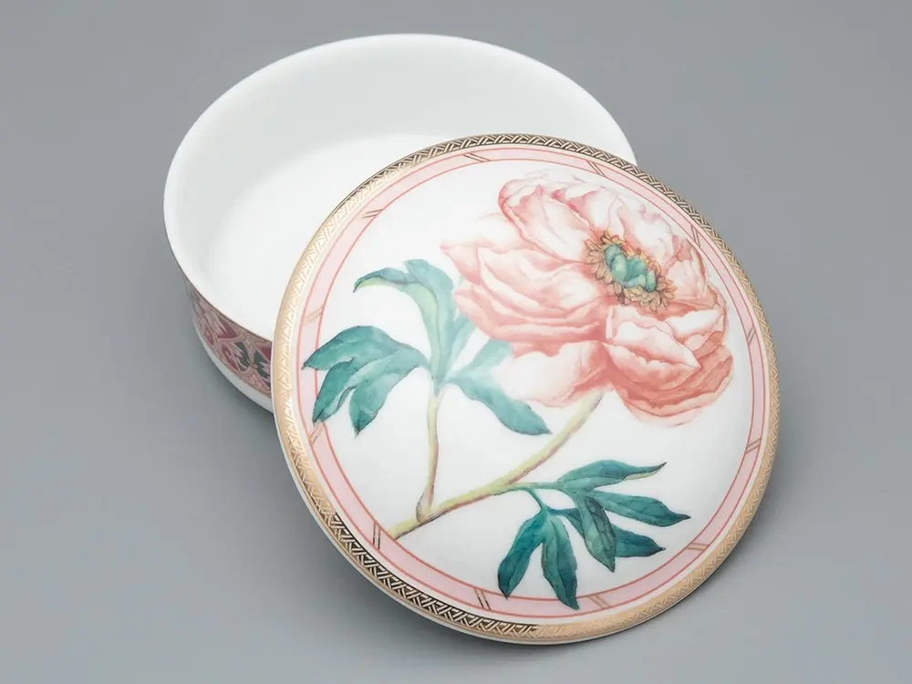 Туалетная коробочка в подарочной упаковке, форма Круглая, рисунок Дивный пион, арт 81.33188.00.1