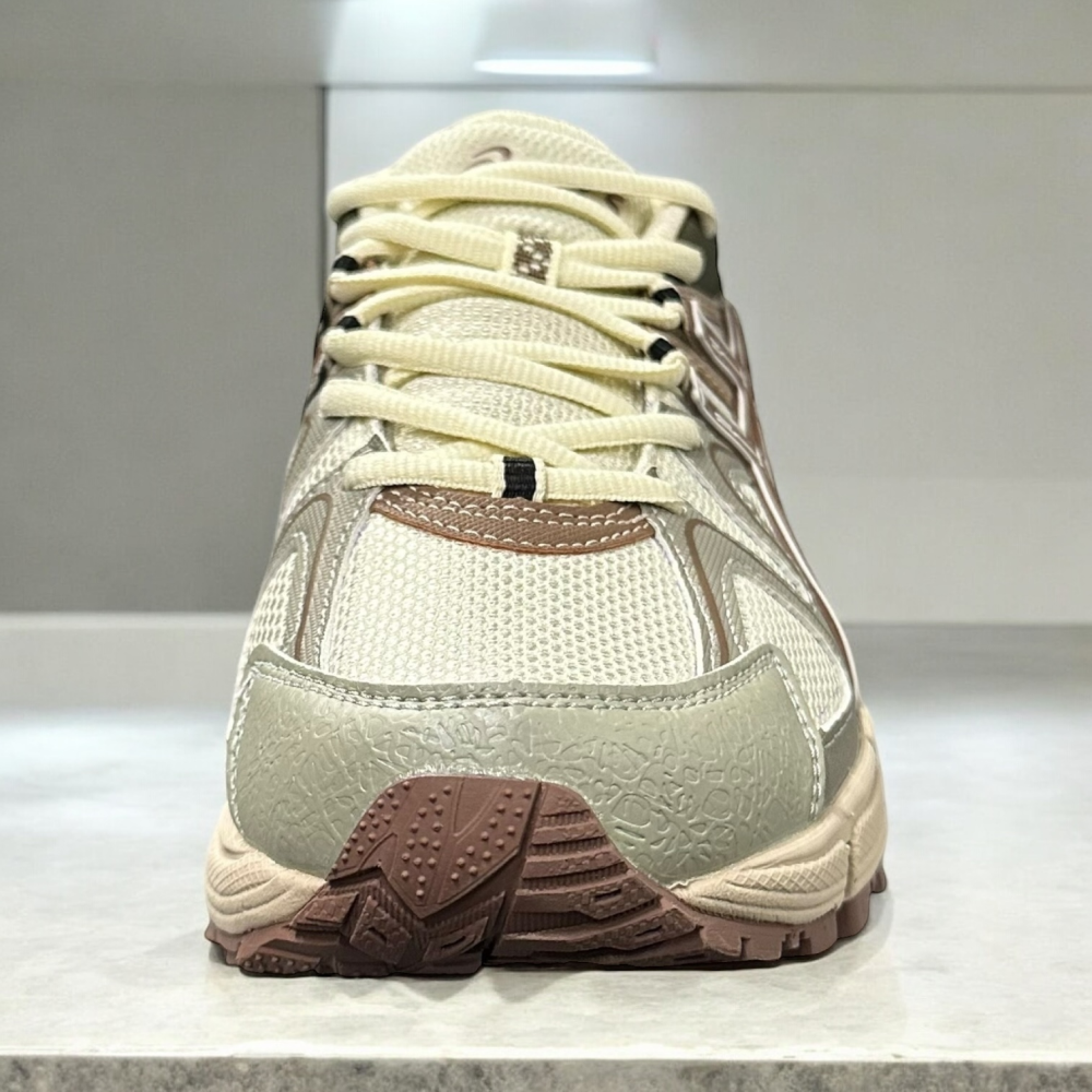 Asics Gel-Kahana 8 • Marathon Pastel