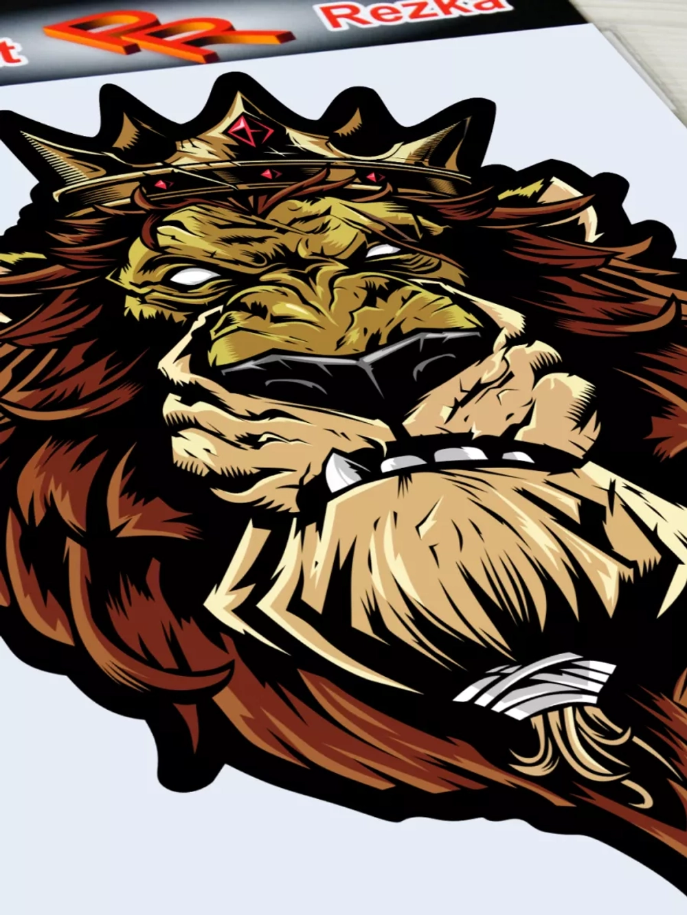 Наклейка - Лев в короне